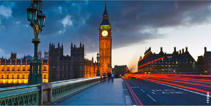 Big Ben at Night Living in London on a Budget