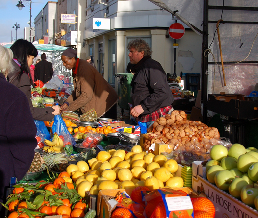 Tips for shopping at your local market Tips for shopping at your local market