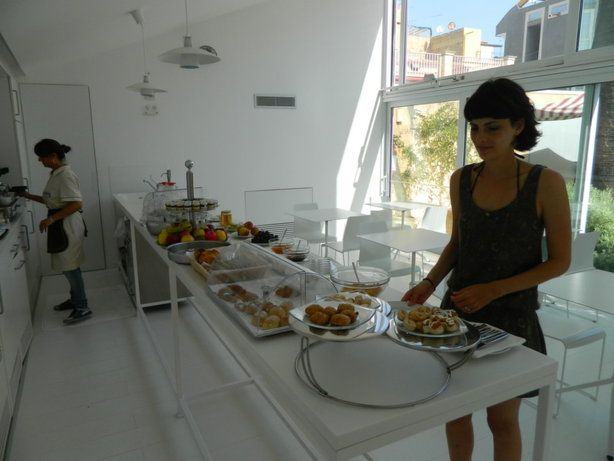 Liila during Beakfast at La moresca Road trip in Sicily