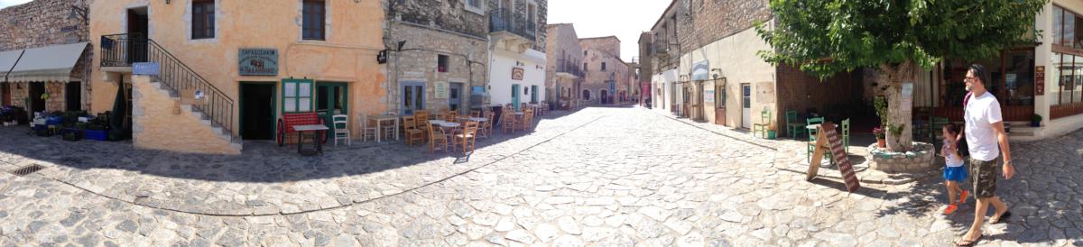 A Budget Road Trip in Southern Peloponnese